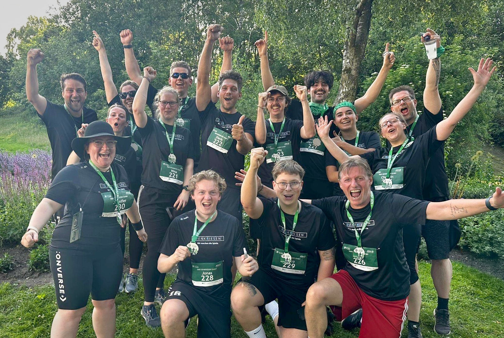 Volle Power am Stadtparksee – DENKRIESEN geben alles beim AOK-Firmenlauf!